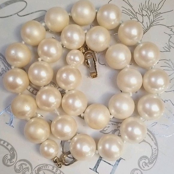 Vintage 1950s Mid Century Faux Pearl Gold Tone Necklace - Picture 14 of 14